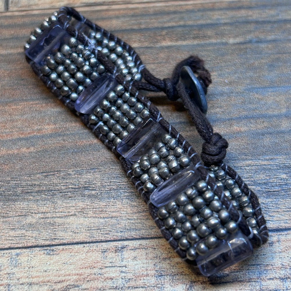5/25$ American Eagle Outfitters Black and Silver Studded Leather Bracelet E56